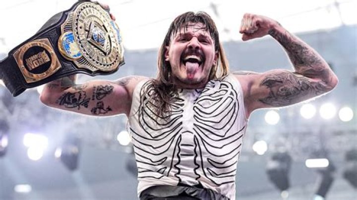 Dominik Mysterio (Luchador) - Edad, cumpleaños, biografía, hechos, familia, patrimonio neto, altura y más