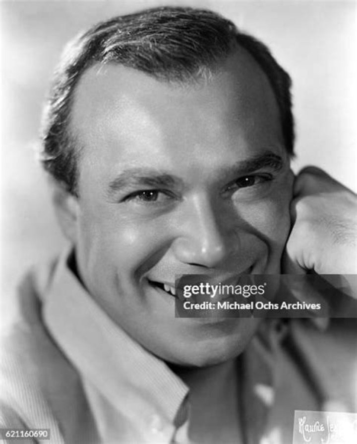 Don Costa Biography, Age, Height, Wife, Net Worth, Family