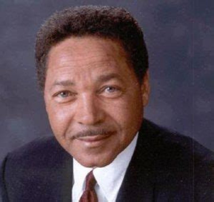 Don H. Barden Biography, Age, Height, Wife, Net Worth, Family