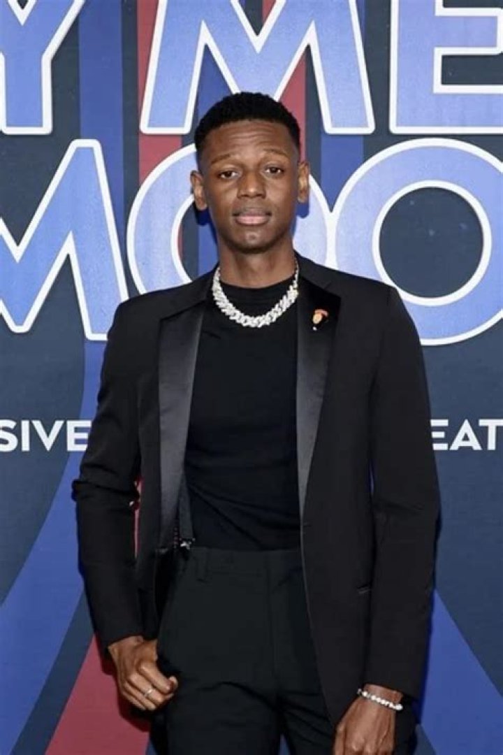 Donald Elise Watkins (Actor de Televisión) - Edad, cumpleaños, biografía, hechos, familia, patrimonio neto, altura y más