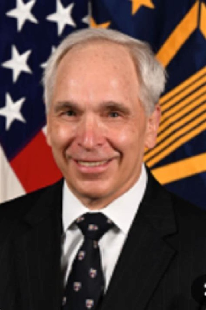 Donald Johnson Biography, Age, Height, Wife, Net Worth, Family