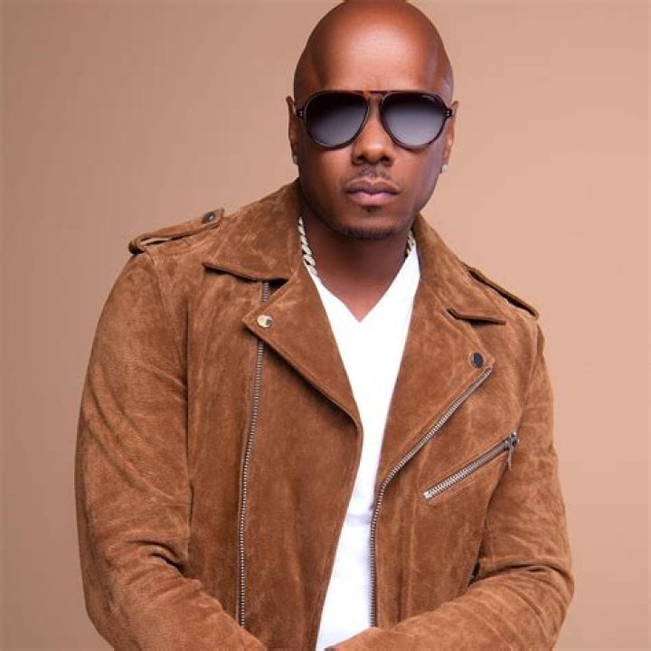 Astrology Birth Chart of Donell Jones (R&B Singer) 2024