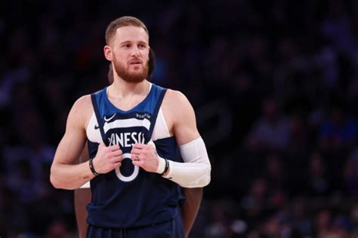 Donte DiVincenzo Biography, Age, Height, Wife, Net Worth, Family