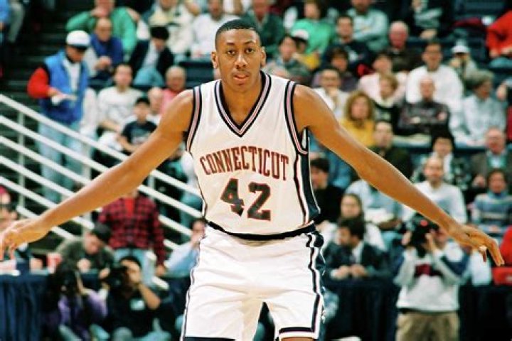 Donyell Marshall Biography, Age, Height, Wife, Net Worth, Family