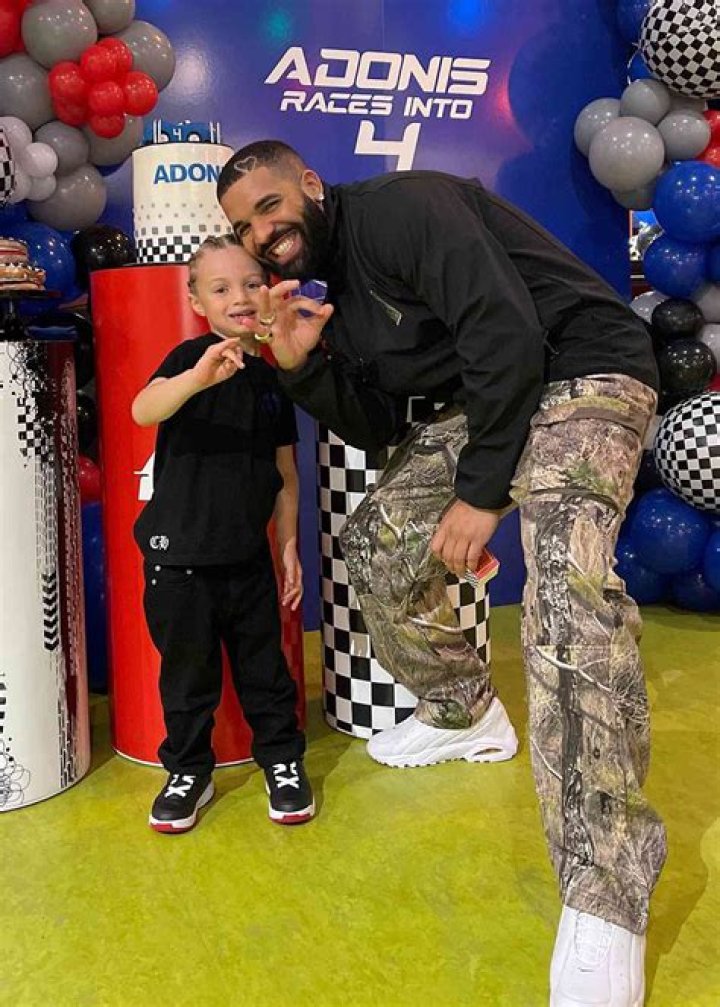Drake Shares the Sweetest Photo of His Son Adonis on His 1st Day of School: ‘The World Is Yours’