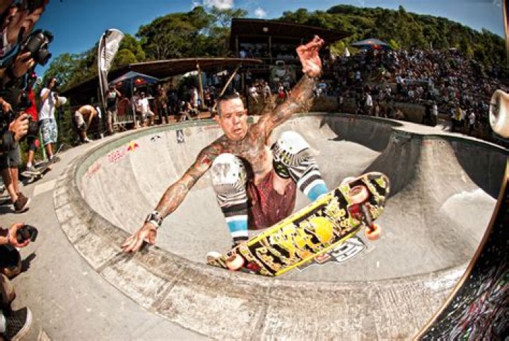 Duane Peters (Punk Singer) - Age, Birthday, Bio, Facts, Family, Net Worth, Height & More