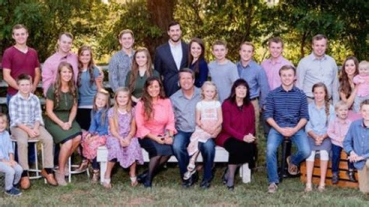 No, the Duggar Family Doesn’t Need a Nanny Because They’ve Got a “Buddy System”