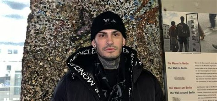 Wiki, Biography, Age, Wife, Net worth, Kids, Parents, Girlfriend, Height & More