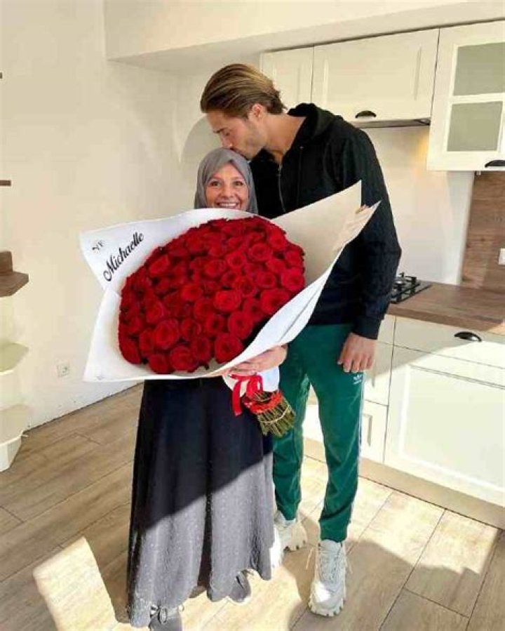 Dylan Thiry Height, Weight, Net Worth, Age, Birthday, Wikipedia, Who, Nationality, Biography