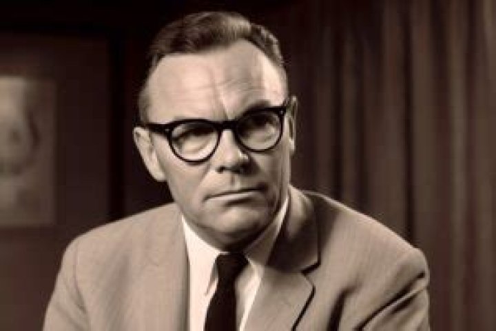 Earl Nightingale Biography, Age, Height, Wife, Net Worth and Family