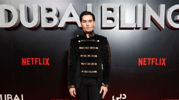 Ebraheem Al Samadi (Reality Star) - Age, Birthday, Bio, Facts, Family, Net Worth, Height & More