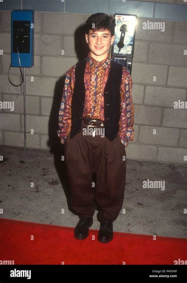 Edan Gross Biography, Age, Height, Wife, Net Worth, Family