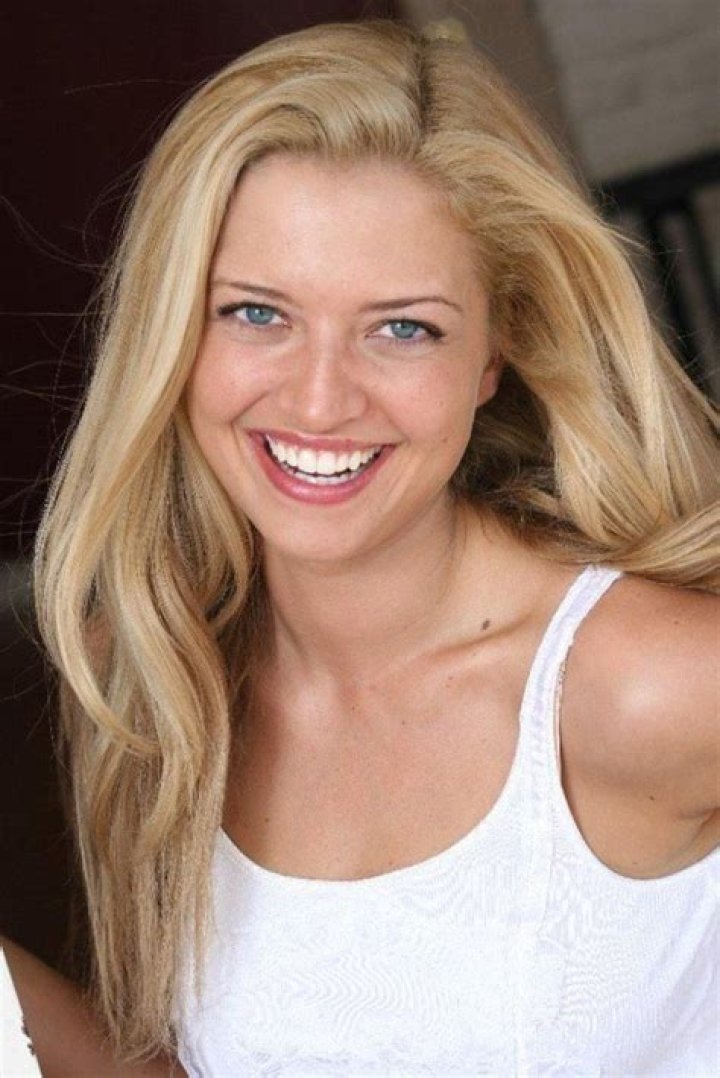 Eileen Baral Biography, Age, Height, Husband, Net Worth, Family