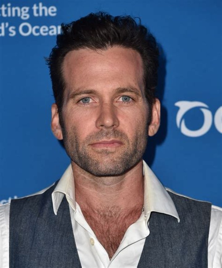Eion Bailey Biography, Age, Height, Wife, Net Worth, Family