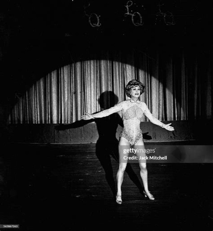 Eleanor Powell Biography, Age, Height, Husband, Net Worth, Family