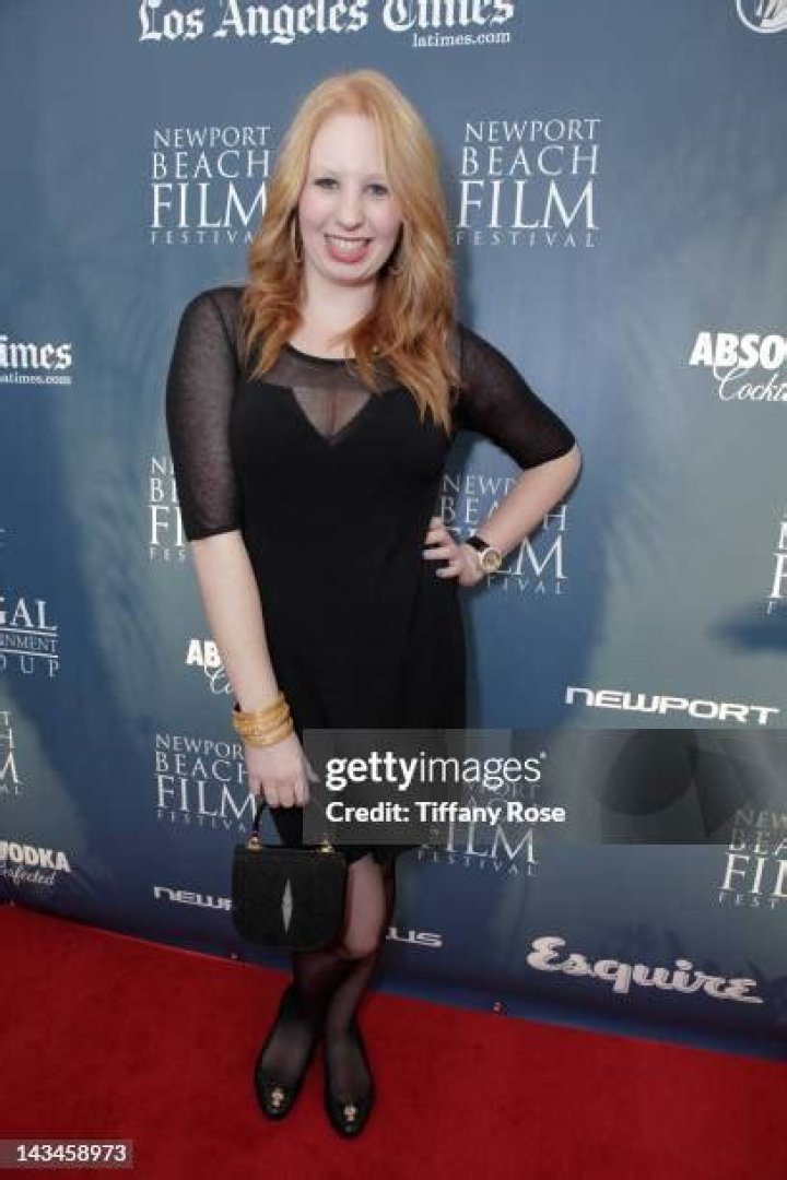 Elizabeth Stanton Biography, Age, Height, Husband, Net Worth, Family