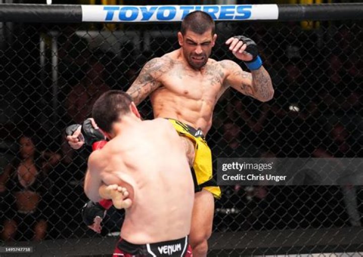 Elizeu Zaleski dos Santos Biography, Age, Height, Wife, Net Worth, Family