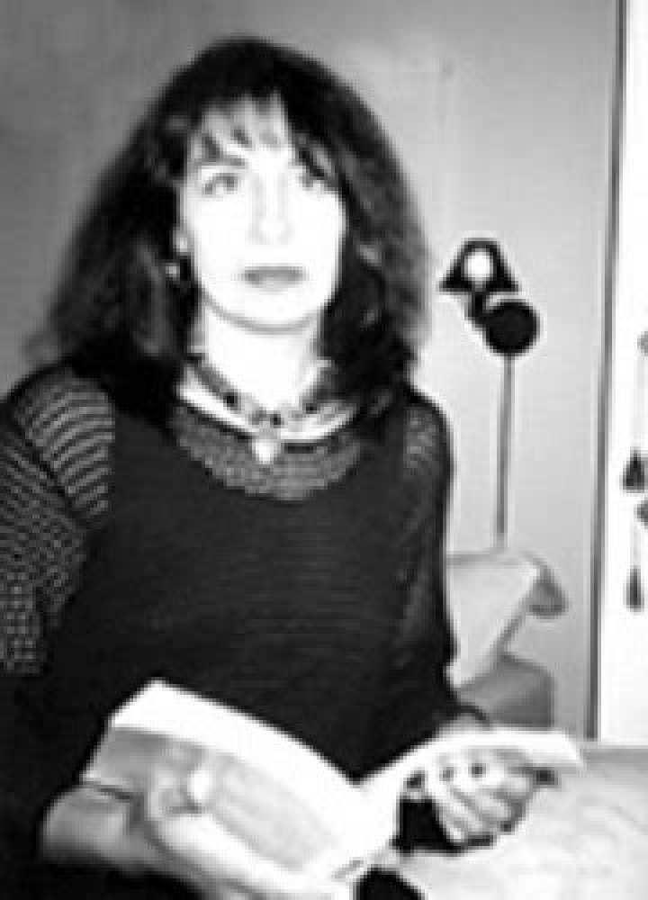 Elvia Ardalani Biography, Age, Height, Husband, Net Worth, Family