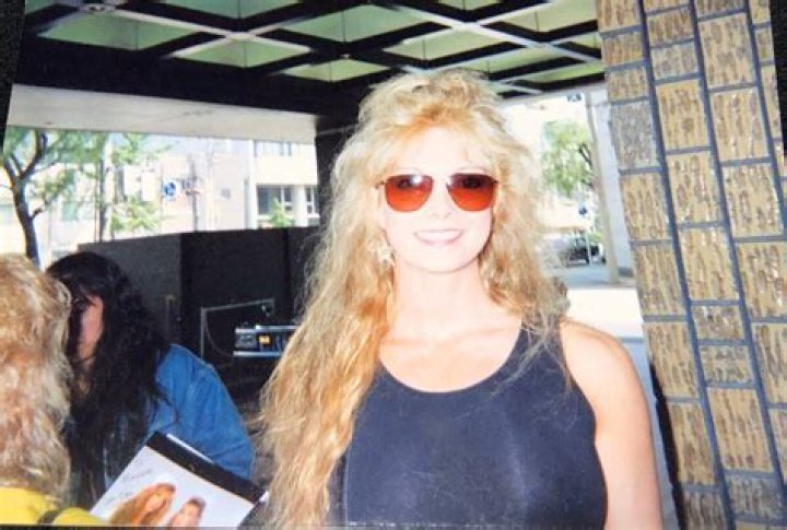 Emi Canyn Height, Weight, Net Worth, Age, Birthday, Wikipedia, Who, Instagram, Biography