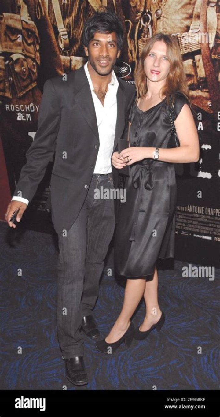 
Émilie Dhorasoo, Vikash Dhorasoo Wife And Family Origine 
