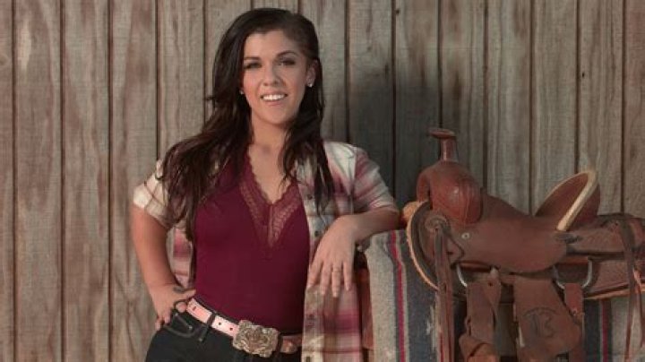 Astrology Birth Chart of Emily Fernandez (Reality Star) 2024