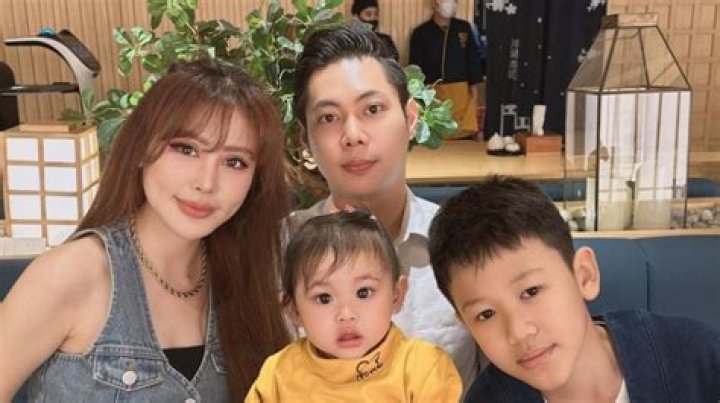 Emily Young Ryu (Entrepreneur) - Age, Birthday, Bio, Facts, Family, Net Worth, Height & More