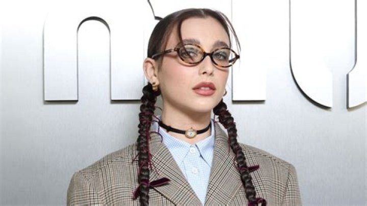 We Need to Talk About All of Emma Chamberlain’s Looks From NYFW (Because They Are *Chef’s Kiss*)