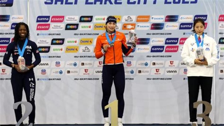 Emma Kok Height, Weight, Net Worth, Age, Birthday, Wikipedia, Who, Instagram, Biography