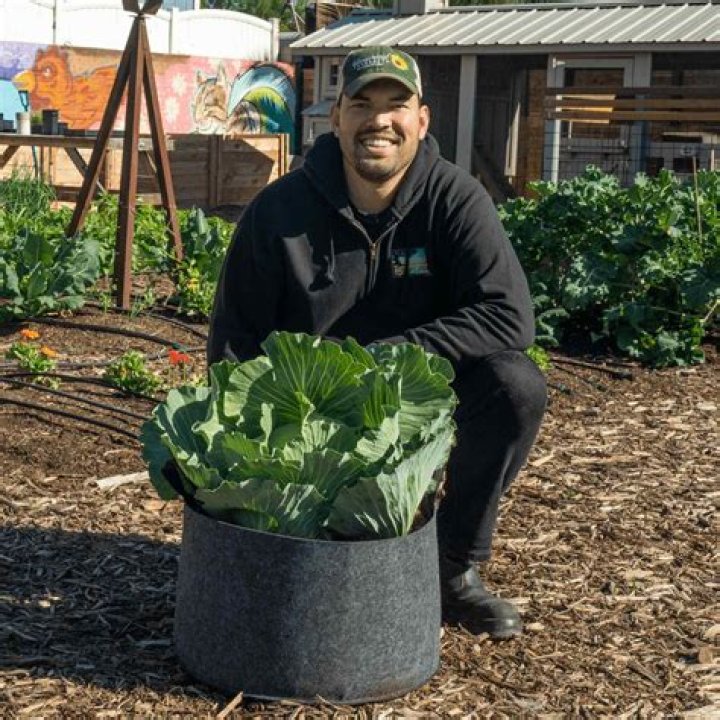 Epic Gardening Net Worth and Earnings