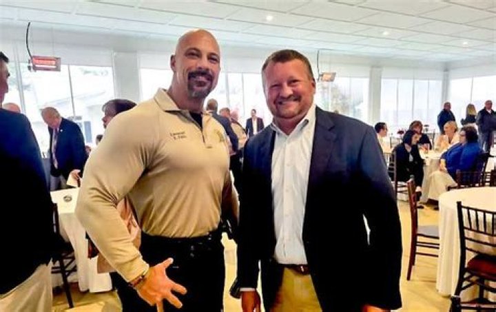 Eric Fields Biography, Age, Height, Wife, Net Worth, Family