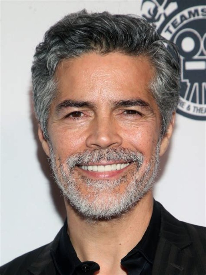 Esai Morales (TV Actor) - Age, Birthday, Bio, Facts, Family, Net Worth, Height & More