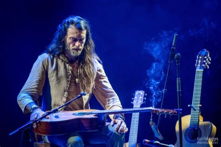 Estas Tonne biografía, edad, altura, esposo, net worth, familia