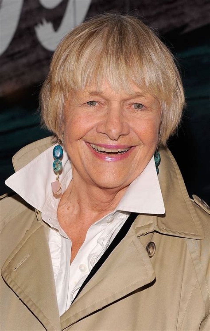 Estelle Parsons (TV Actress) - Age, Birthday, Bio, Facts, Family, Net Worth, Height & More