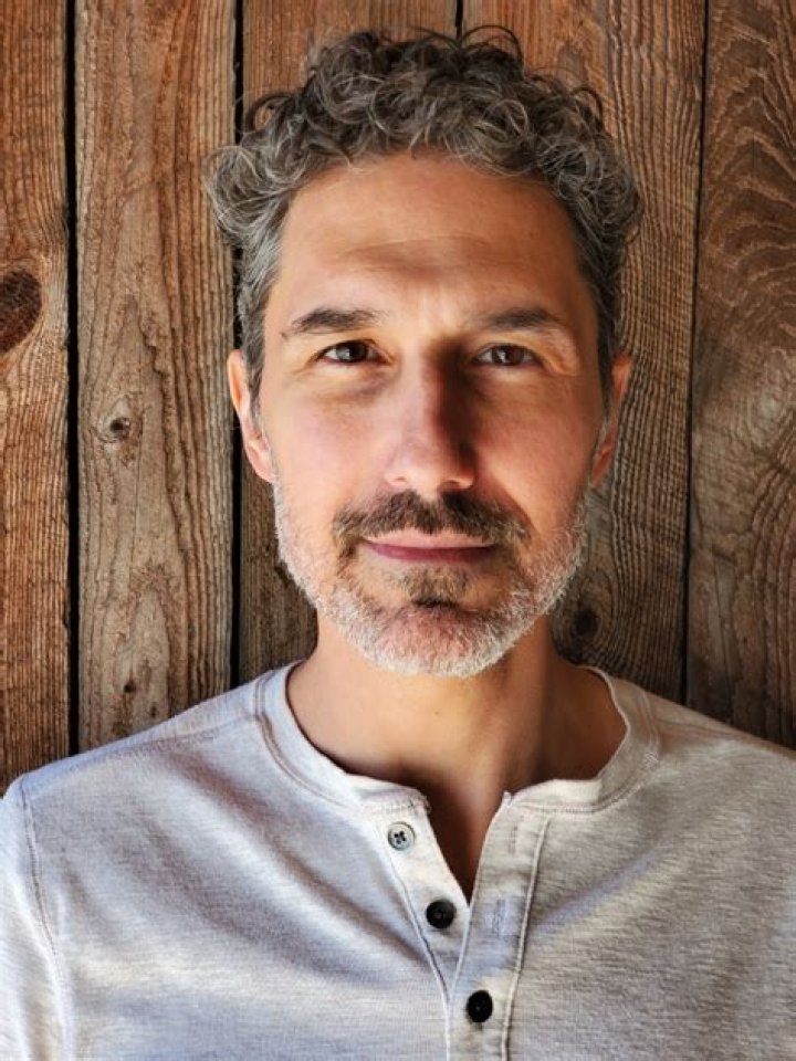 Ethan Zohn Biography, Age, Height, Wife, Net Worth, Family