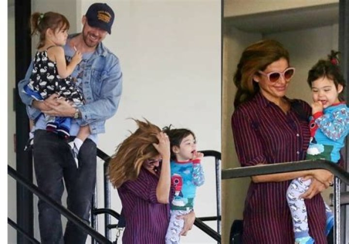 See Birthday Girl Eva Mendes and Ryan Gosling’s Cutest Pics Together!