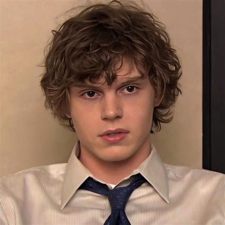 Evan Peters
