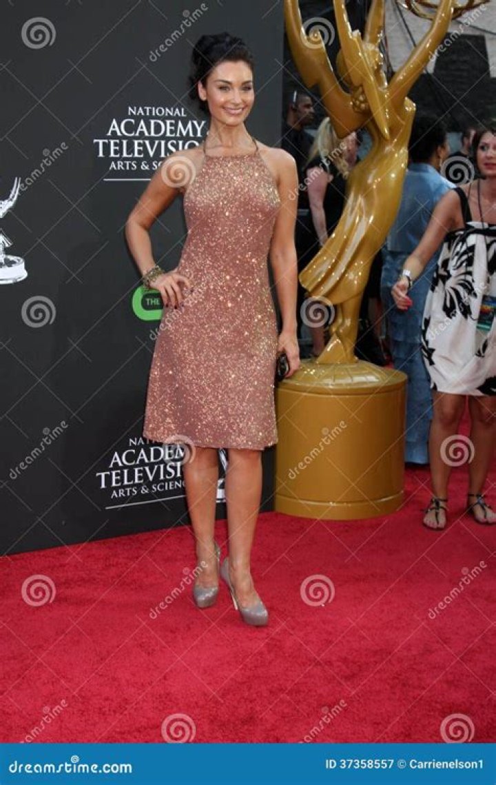 Ewa Da Cruz Biography, Age, Height, Husband, Net Worth, Family