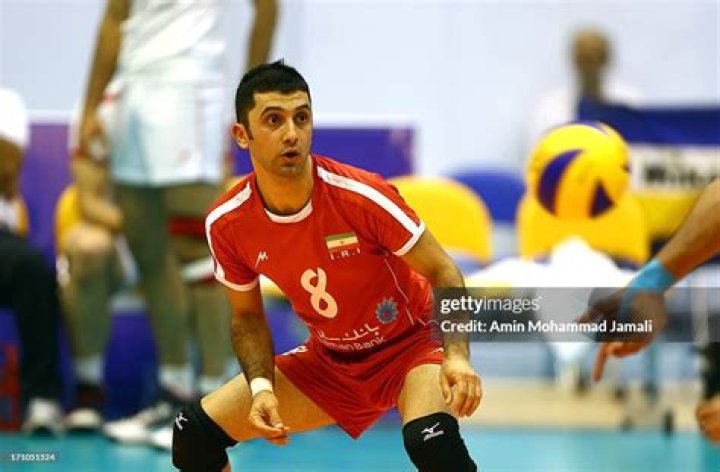 Farhad Zarif Biography, Age, Height, Wife, Net Worth, Family