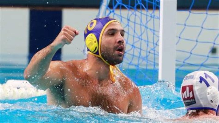 Felipe Perrone Biography, Age, Height, Wife, Net Worth, Family