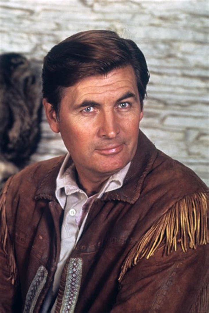 How tall was Fess Parker
