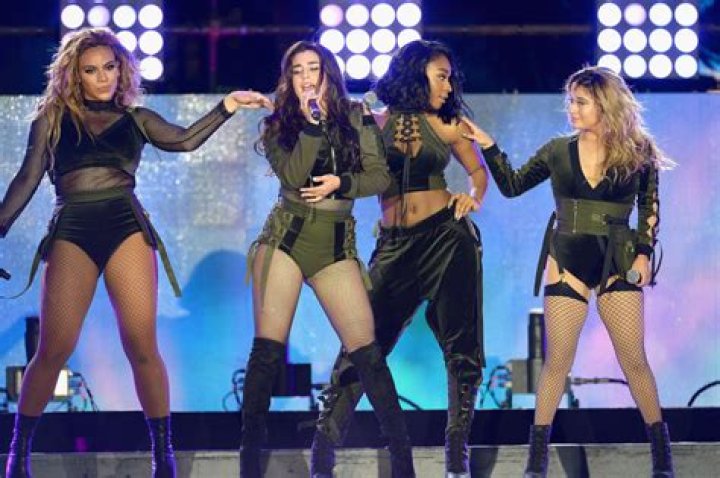 Fifth Harmony Dissed Camila Cabello During Their 2017 VMAs Performance — and It Was Shady AF