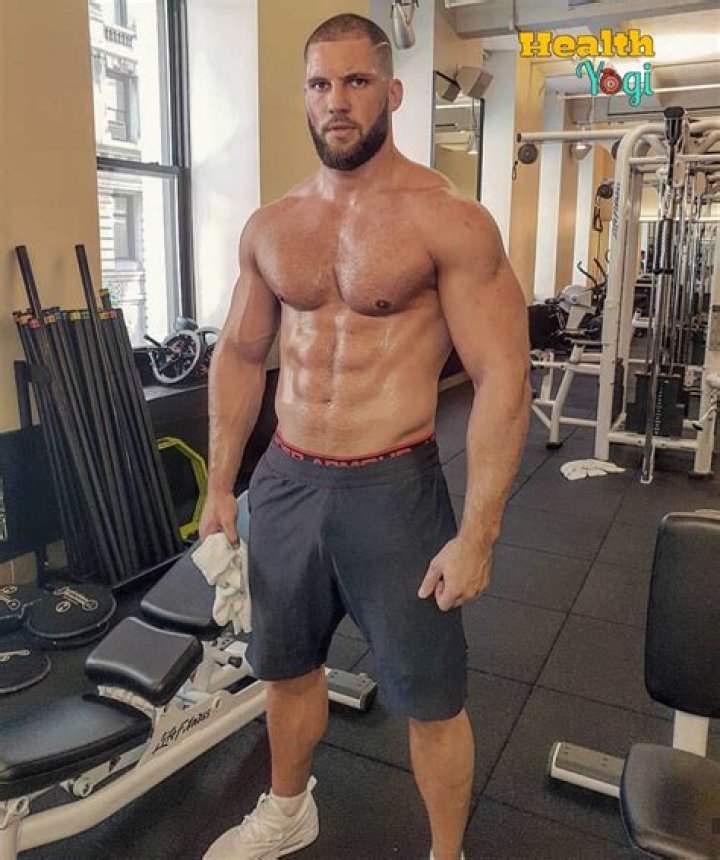 Florian Munteanu (Boxer) - Age, Birthday, Bio, Facts, Family, Net Worth, Height & More