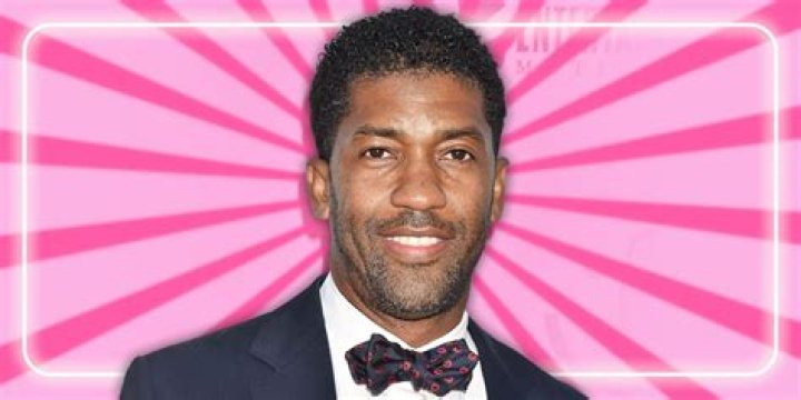 Fonzworth Bentley (TV Show Host) - Age, Birthday, Bio, Facts, Family, Net Worth, Height & More