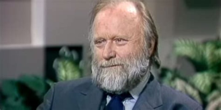 Frank Herbert Biography, Age, Height, Wife, Net Worth, Family