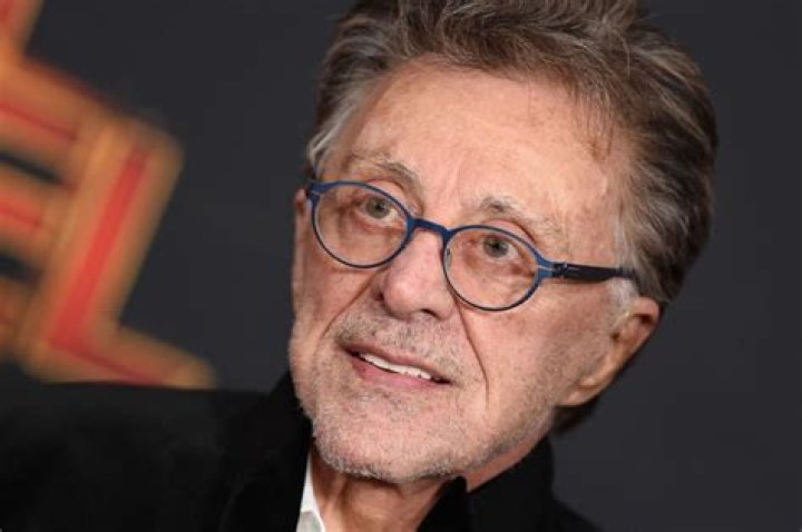 Frankie Valli Net worth 2022. His House & Cars.