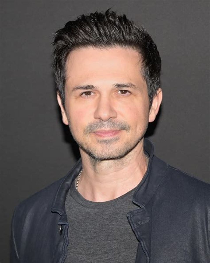 Freddy Rodriguez (TV Actor) - Age, Birthday, Bio, Facts, Family, Net Worth, Height & More