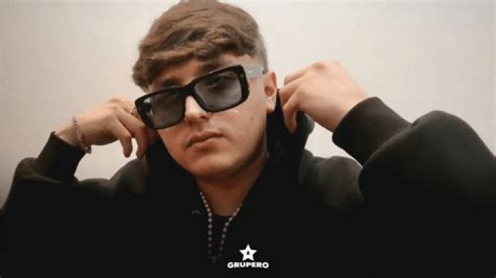 Gabito Ballesteros Wiki, Age, Height, Net Worth, Family, Girlfriend, BIO & Songs