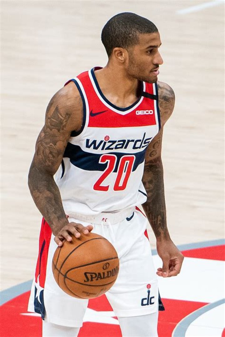 Gary Payton II (Basketball Player) - Age, Birthday, Bio, Facts, Family, Net Worth, Height & More
