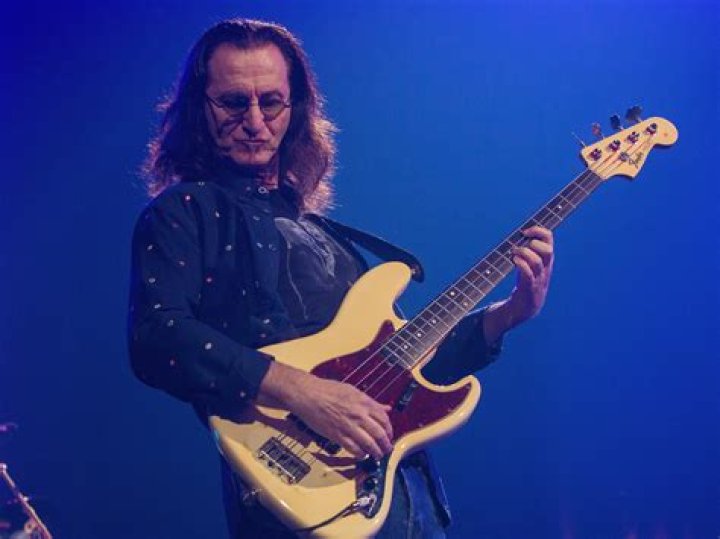 Geddy Lee (Rock Singer) - Age, Birthday, Bio, Facts, Family, Net Worth, Height & More