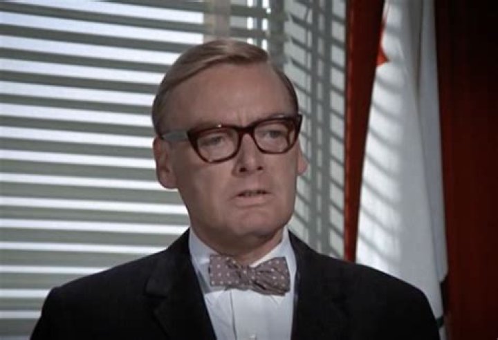 Gene Lyons (actor) Biography, Age, Height, Wife, Net Worth and Family